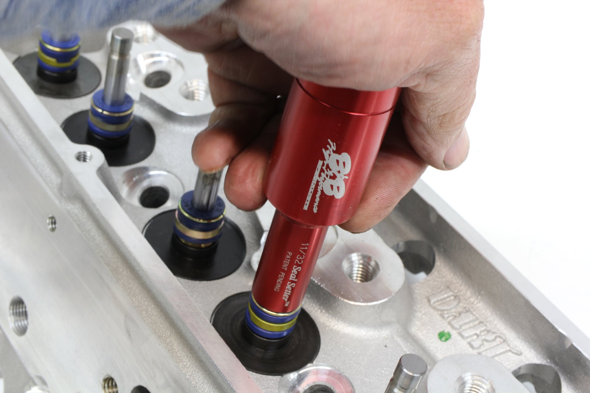 How to Set Up a Cylinder Head